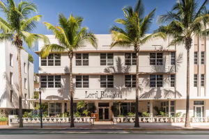 Balfour Miami Beach: Ihe Ọla Art Deco Mara Mma nke Sonyere Nchịkọta Ndebanye Aha Pụrụ Iche nke Wyndham Balfour Miami Beach: Ihe Ọla Art Deco Mara Mma nke Sonyere Nchịkọta Ndebanye Aha Pụrụ Iche nke Wyndham