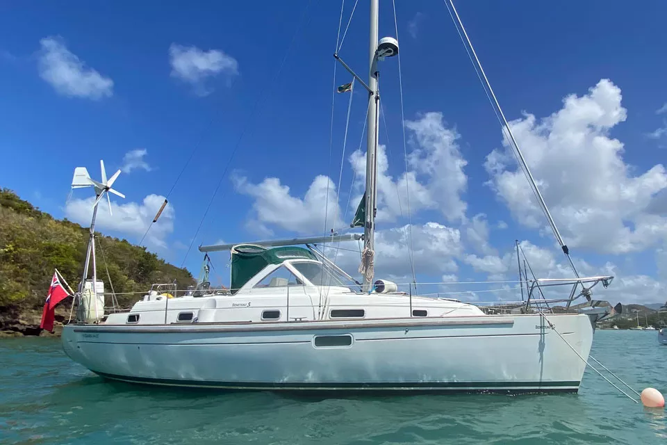 Beneteau Oceanis 36CC: מפרט מעשי, יחסים וכיצד הוא מתאים לשיוטי חוף