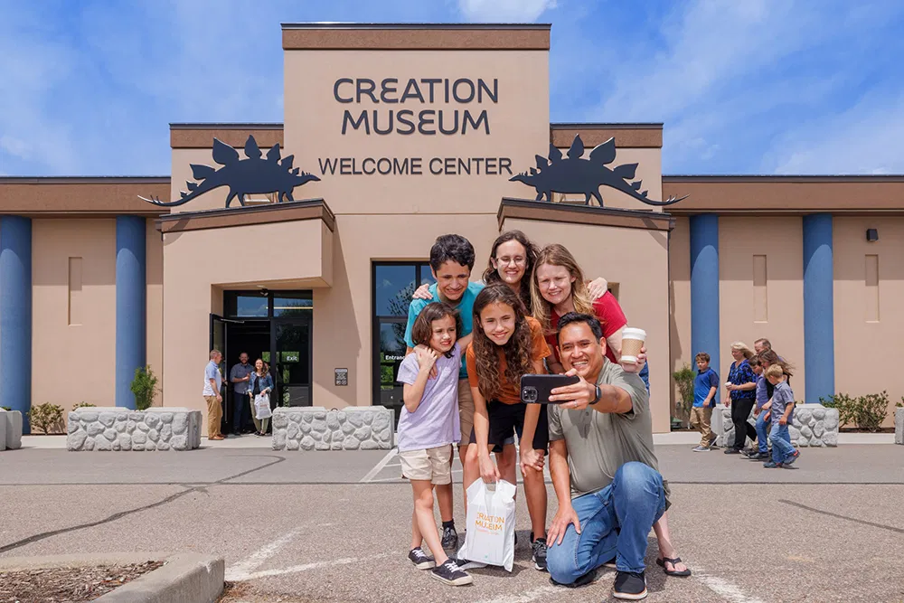 Ọnụọnụ Ọchịchị Maka Museum Mmepụta na Nzukọ Ụgbọ Mmiri Noa: Ndụmọdụ bara uru na ihe ndị pụtara ìhè Ọnụọnụ Ọchịchị Maka Museum Mmepụta na Nzukọ Ụgbọ Mmiri Noa: Ndụmọdụ bara uru na ihe ndị pụtara ìhè