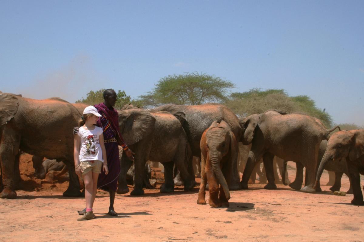 Transformačné cestovateľské dobrodružstvá v Afrike: Zapojte sa do ochrany prírody so spoločnosťou Deeper Africa Transformačné cestovateľské dobrodružstvá v Afrike: Zapojte sa do ochrany prírody so spoločnosťou Deeper Africa