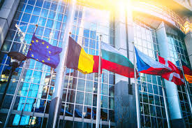 Čo cestujúci musia vedieť o systéme EÚ pre vstup a výstup, ktorý bude spustený v októbri 2025 Čo cestujúci musia vedieť o systéme EÚ pre vstup a výstup, ktorý bude spustený v októbri 2025
