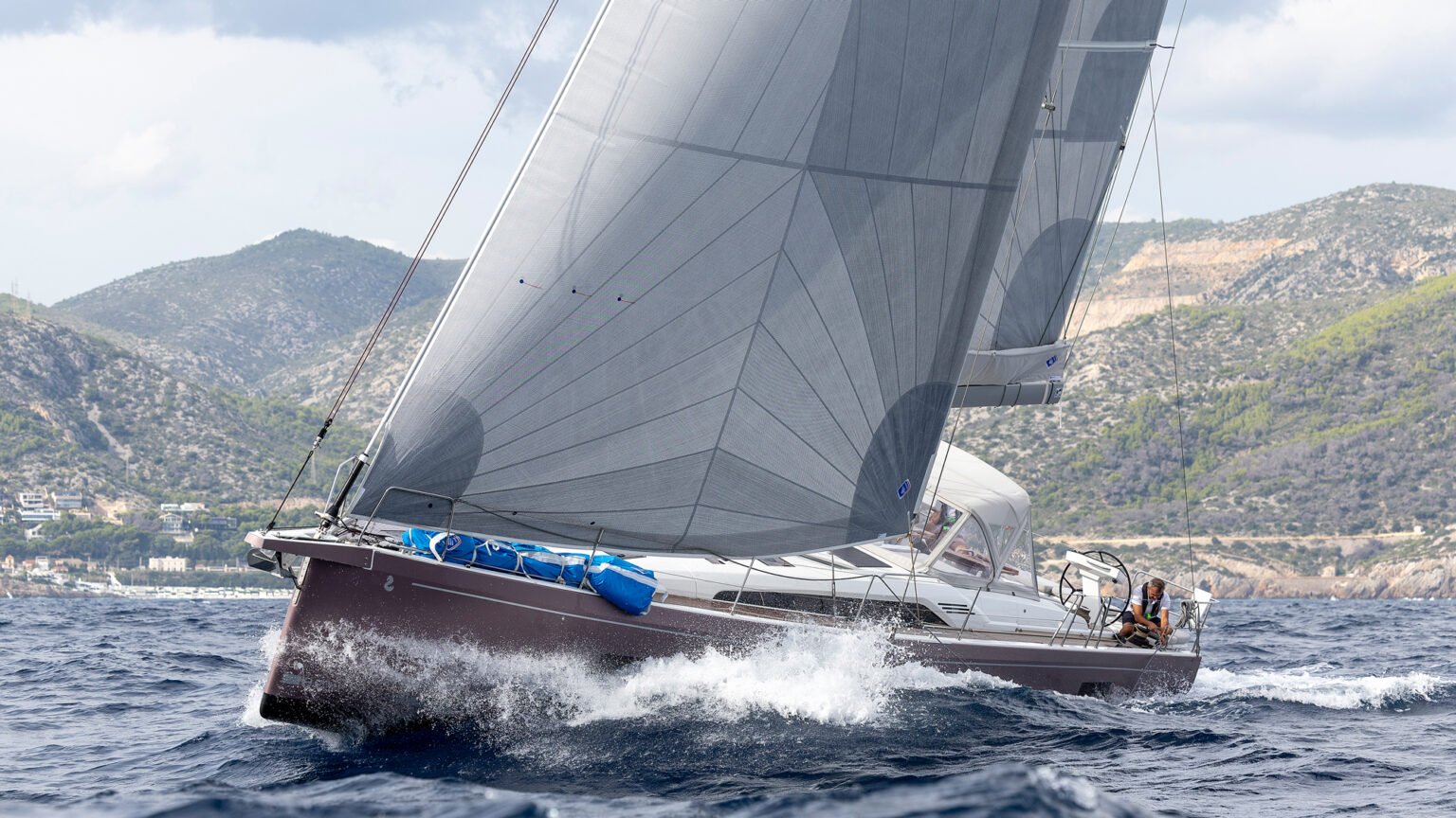 פרסי היאכטות האירופיות 2026: Excess 13, Pure 42, Dragonfly 36 ו-Wauquiez 55 מדגישות חידושים
