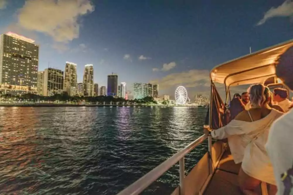 Fort Lauderdale Ꞓʋ Gbɔŋ: Mɔŋlɔŋ Lɔŋlɔŋ Ŋlɔŋlɔŋ ŋlɔŋlɔŋ Ŋlɔŋlɔŋ.