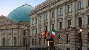 Four Seasons gbawara imegheghari ámá gbụ̀gbu gbụ̀gbu Hotel de Rome Berlin, gbasaa nma ihe mere eme na nma nke ugbu a