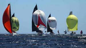 Geographe Bay Race Week 2026 Päivä 3: tuulen käännöksiä, kilpailukomitean kutsuja ja värikkäitä spinnuajoja