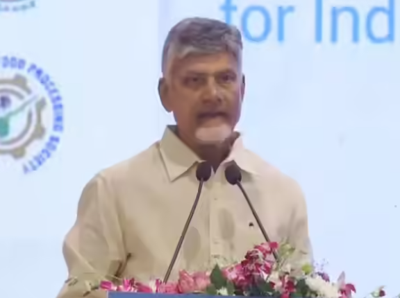 হায়দ্রাবাদ, চেন্নাই, অমরাবতী এবং বেঙ্গালুরুকে সংযুক্ত করতে নতুন বুলেট ট্রেন, যা দক্ষিণ ভারতের ভ্রমণ ব্যবস্থাকে আরও উন্নত করবে। হায়দ্রাবাদ, চেন্নাই, অমরাবতী এবং বেঙ্গালুরুকে সংযুক্ত করতে নতুন বুলেট ট্রেন, যা দক্ষিণ ভারতের ভ্রমণ ব্যবস্থাকে আরও উন্নত করবে।