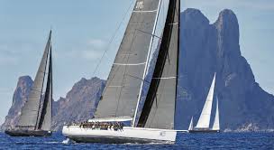 Marina Ibiza dii gbɔ̃ŋlɔn ŋɔŋlɔŋ adeliaŋlɔŋ gbɔ̃ŋlɔŋ ɖeŋu leŋ, wo Woɖuŋ adzɔŋlɔŋ gbɔ̃ŋlɔŋ woŋ lɔŋlɔŋ, Ibiza JoySail Regatta lɔŋlɔŋ kpoŋ ŋɔŋlɔŋ gbɔ̃ŋlɔŋ, Superyacht gbɔ̃ŋlɔŋ gbɔ̃ŋlɔŋ 13 lɔŋlɔŋ koŋɖeŋuŋ.