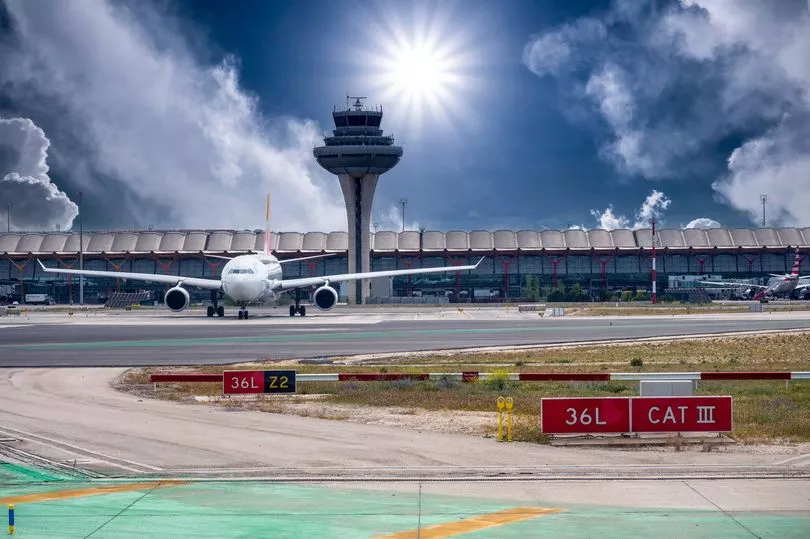 Nové pravidlá pre írskych turistov cestujúcich cez madridské letisko v Španielsku