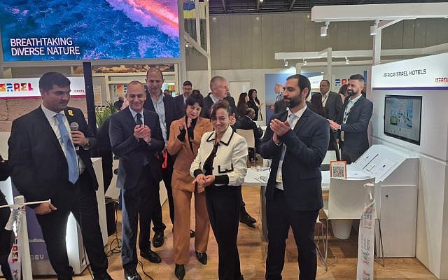 כיצד חזרת הטיסות מבריטניה מחזקת את מגזר התיירות הגדל של ישראל