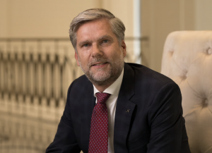 Frank Veenstra nastupuje do Kempinski Hotels, aby viedol ďalšiu kapitolu v rozvoji luxusu Frank Veenstra nastupuje do Kempinski Hotels, aby viedol ďalšiu kapitolu v rozvoji luxusu