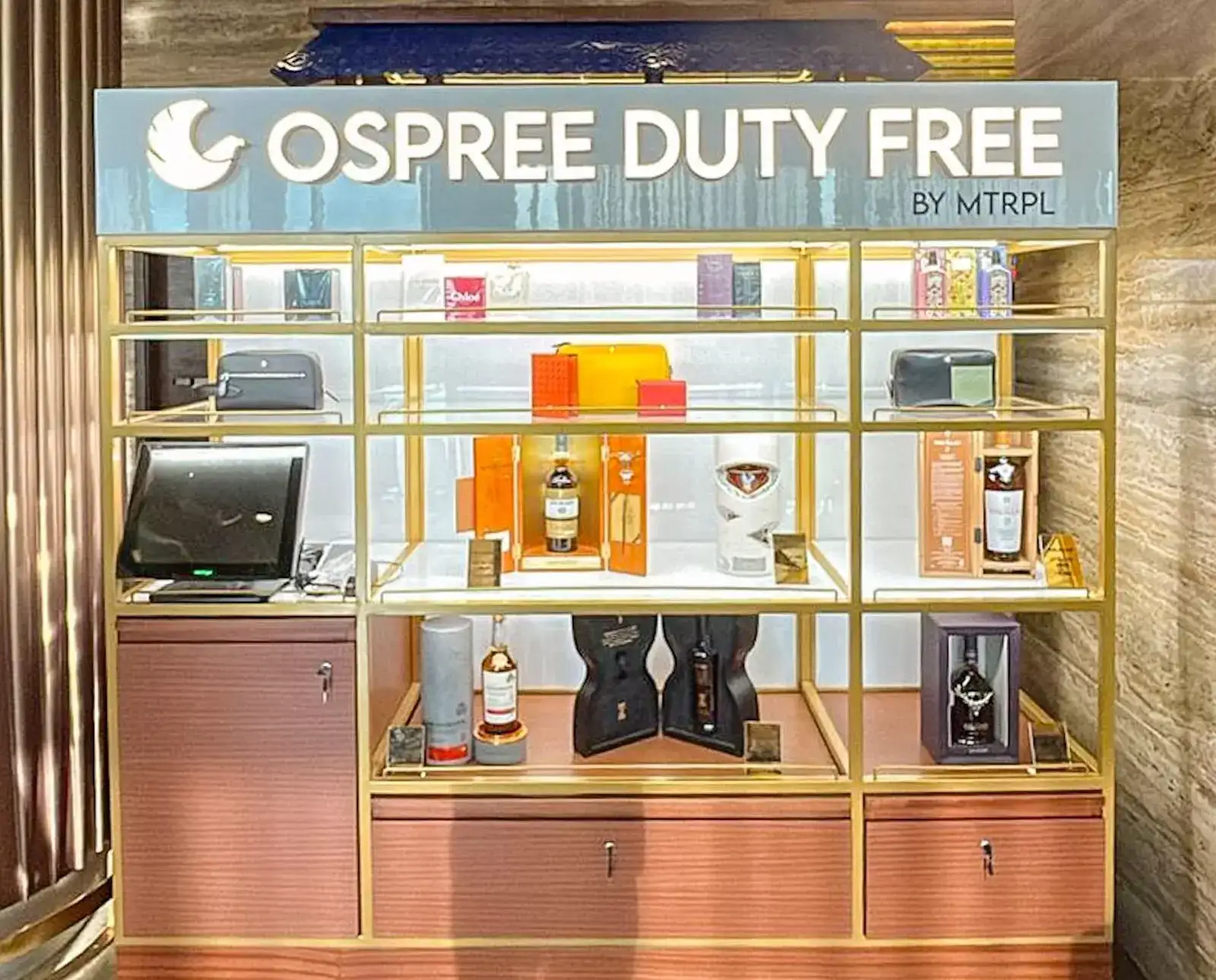 Objavte inovatívny zážitok Ospree Duty Free v salóniku na letisku v Bombaji Objavte inovatívny zážitok Ospree Duty Free v salóniku na letisku v Bombaji