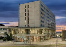 استكشاف تميّز فندق NH Lyon Airport: فندق المطار الرائد في فرنسا لعام 2025