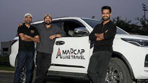 גלו את חוויות הטיול היוקרתיות של Madcap: הפנים החדשות של טיולי הרפתקאות יוקרתיים בהשראת ספורט מוטורי גלו את חוויות הטיול היוקרתיות של Madcap: הפנים החדשות של טיולי הרפתקאות יוקרתיים בהשראת ספורט מוטורי