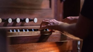 Zažite madeirskú jesennú hudobnú scénu s Medzinárodným organovým festivalom a koncertmi Mandolínového orchestra Zažite madeirskú jesennú hudobnú scénu s Medzinárodným organovým festivalom a koncertmi Mandolínového orchestra