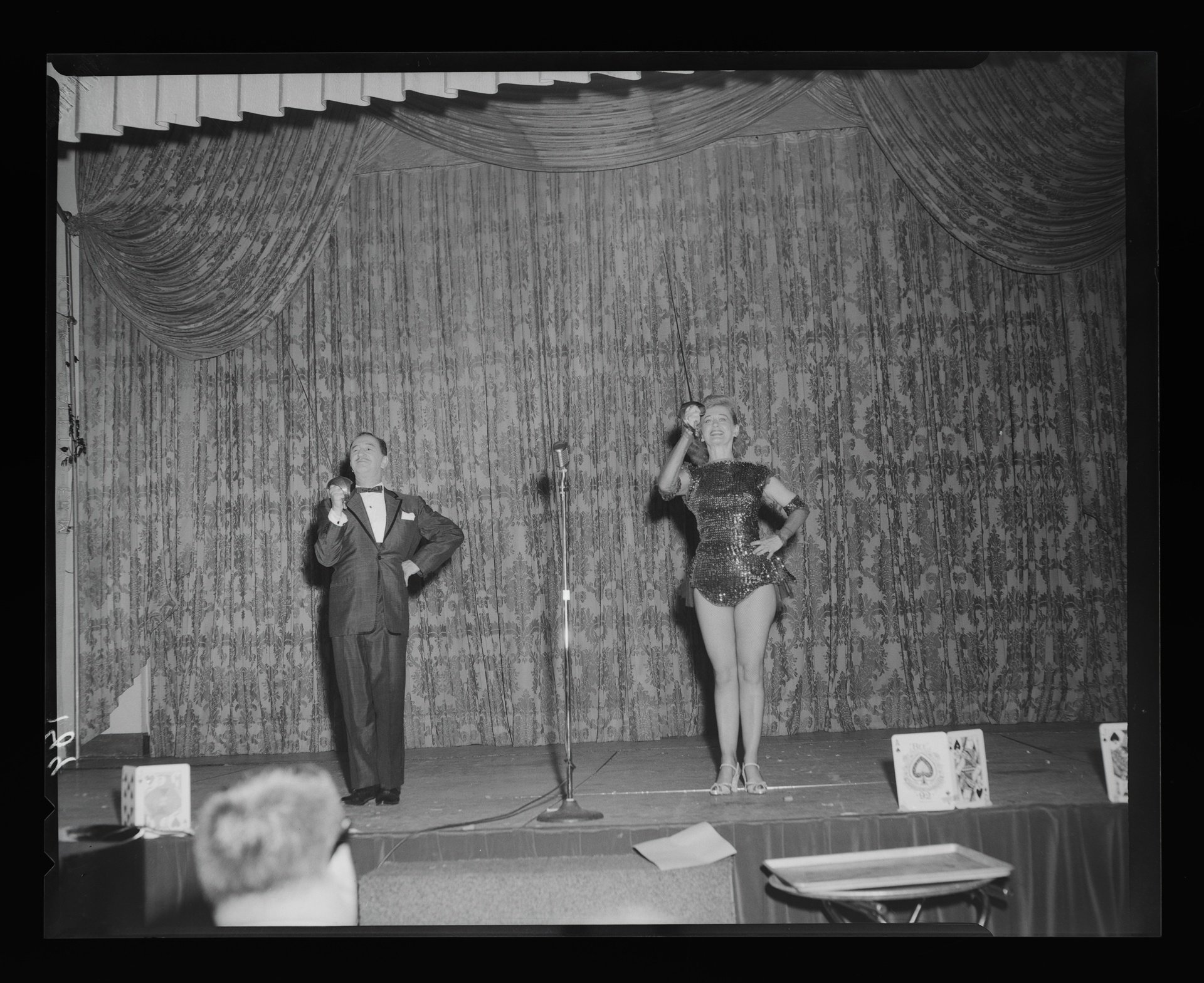 Objavte Magické Momentky z Konventu Spoločnosti Amerických Mágov z roku 1963