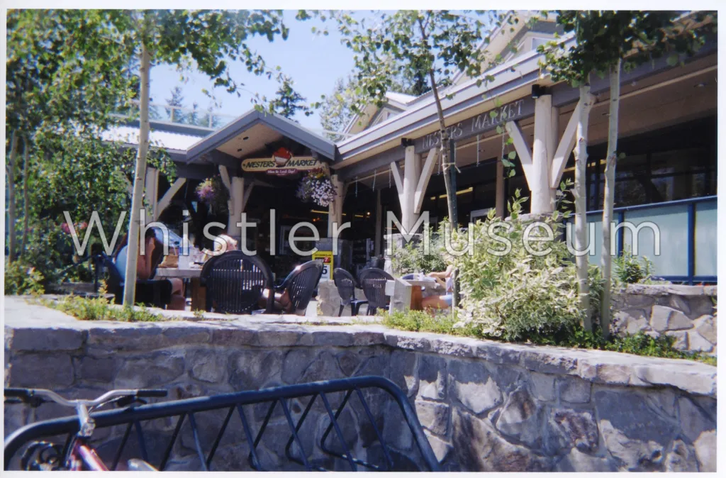 Príbeh a význam Nesters Market, miestneho klenotu vo Whistleri