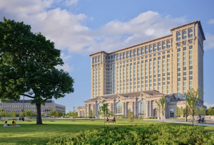 Hotel NoMad sa má stať ikonou Detroitu v budove Michigan Central Station
