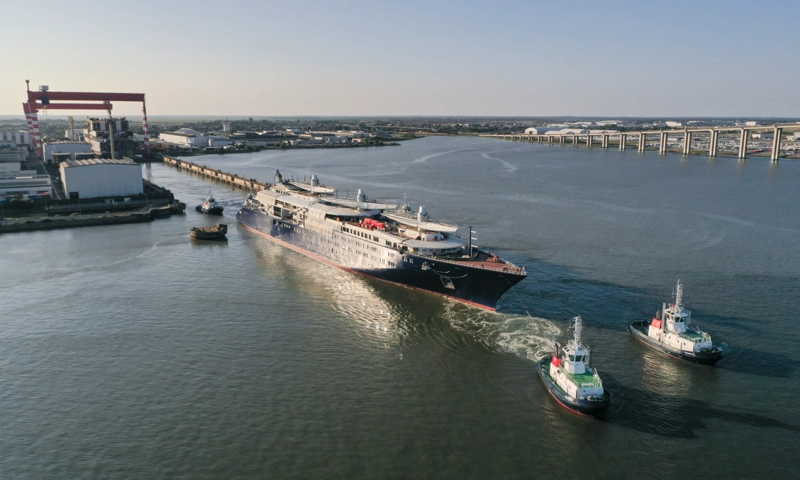 Orient Express Corinthian Yacht spúšťa na vodu v Saint-Nazaire