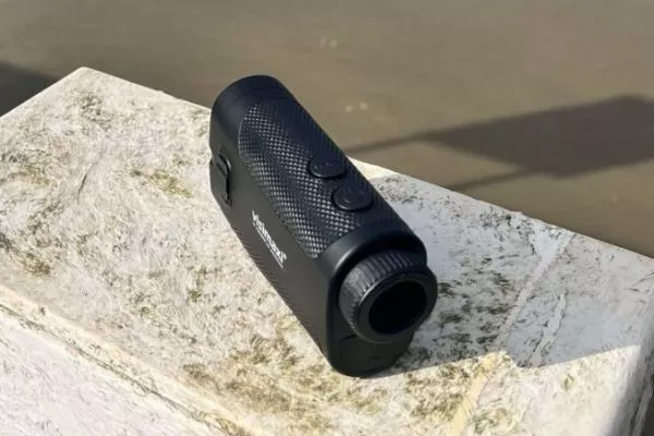 Visimaxi TM1C על הסיפון: מדידות מרחק מדויקות לעגינה בטוחה יותר ושייט חכם יותר Visimaxi TM1C על הסיפון: מדידות מרחק מדויקות לעגינה בטוחה יותר ושייט חכם יותר