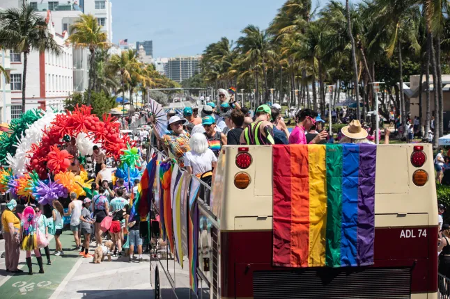 Skúmanie vplyvu bojkotov na svojrázny turizmus na Floride