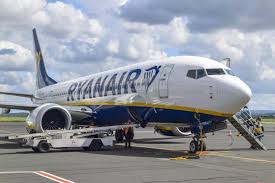 הרווחים של Ryanair במחצית הראשונה של השנה נוסקים מעבר להערכות, בעוד שתחזיות תנועת הנוסעים מטפסות.