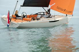 Saffier SE28 Leopard: ńyui cruiser-racer a ɛkwan ho nsɛm ne nsrahwɛ tumi