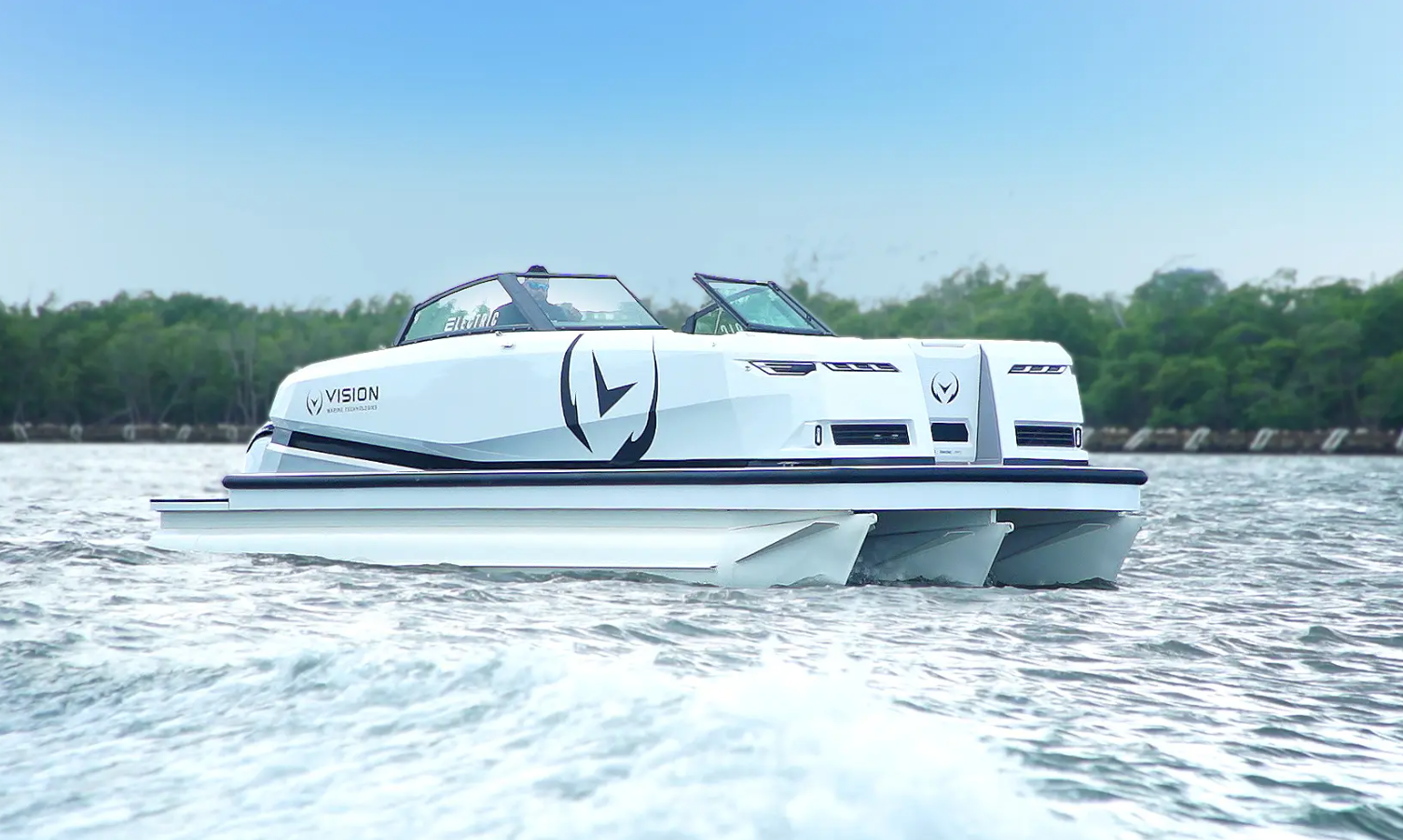 ה-Specter Tritoon Platform של Vision Marine מוצג לראשונה עם הנעת E-Motion