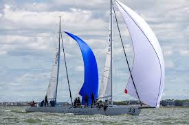 Sun Dragon na ndị ọrụ ya ejidela aha SSS Doublehanded Monohull Season