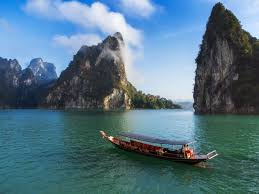 ประเทศไทยยกเลิกแบนขายแอลกอฮอล์ช่วงบ่าย: สิ่งที่นักท่องเที่ยวต้องรู้ ประเทศไทยยกเลิกแบนขายแอลกอฮอล์ช่วงบ่าย: สิ่งที่นักท่องเที่ยวต้องรู้