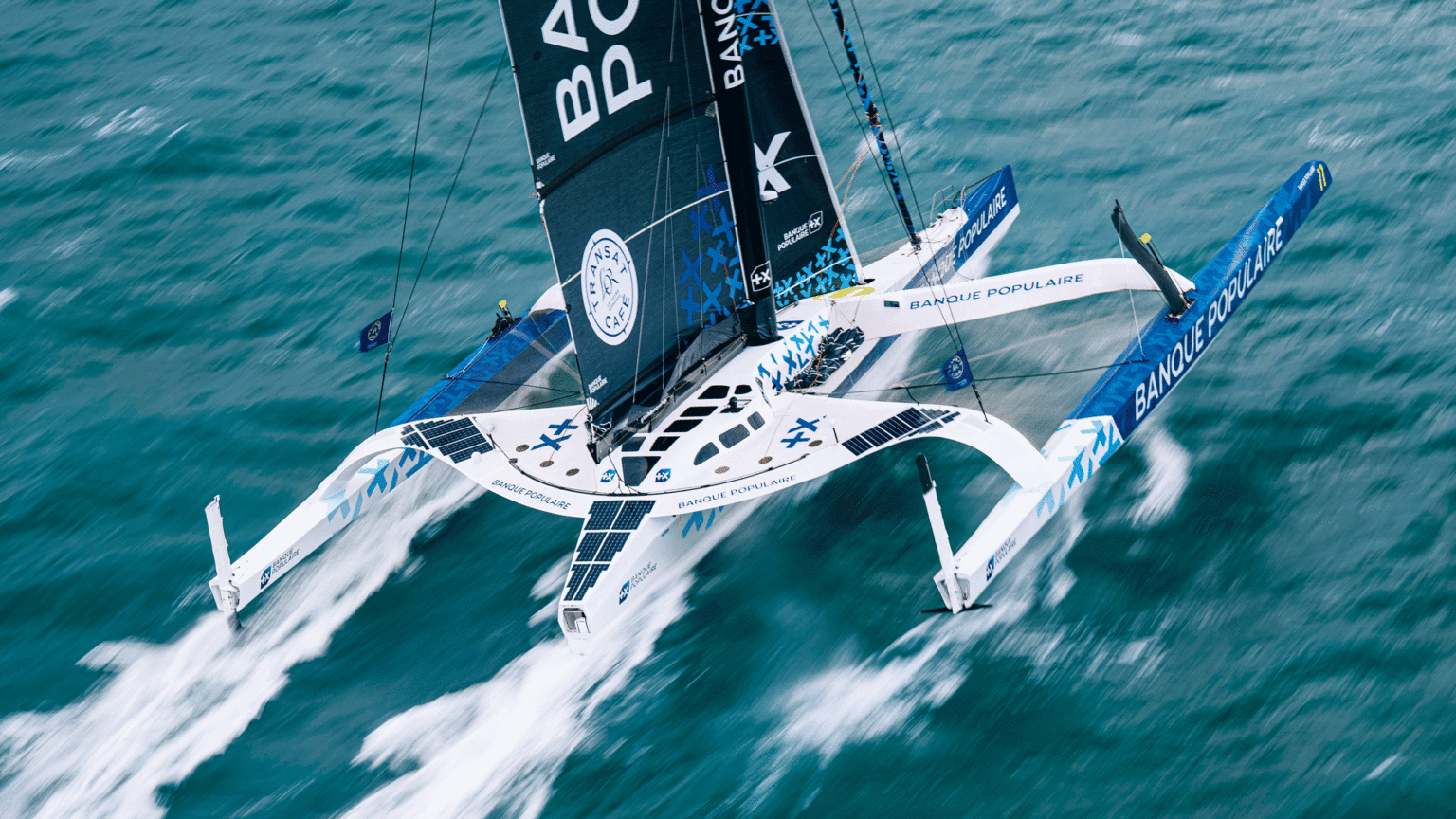 Transat Café L’Or debrief: Routing, Reddingsaksies en ‘n Verassende Ocean Fifty Naaswenner