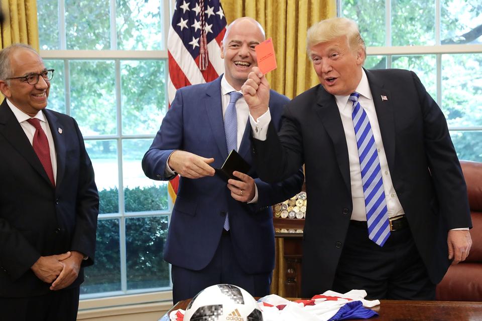 Vplyv cestovných obmedzení na významné športové podujatia a cestovný ruch