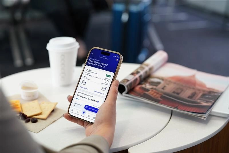 Nawɔŋ gbɔŋ ŋɔŋlɔŋŋ lɔŋ United Airlines ŋɔŋlɔŋ yɛŋ gbɔŋ yɛŋ tɔŋlɔŋ gbɛŋ, gbɔŋ baŋ kpɛŋ tɔŋlɔŋ mɔŋ nɔŋŋ mɛŋ tɔŋŋ.
