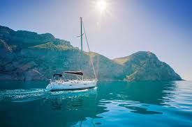 יוצאים להפלגה לשנה החדשה עם All Yachts Worldwide