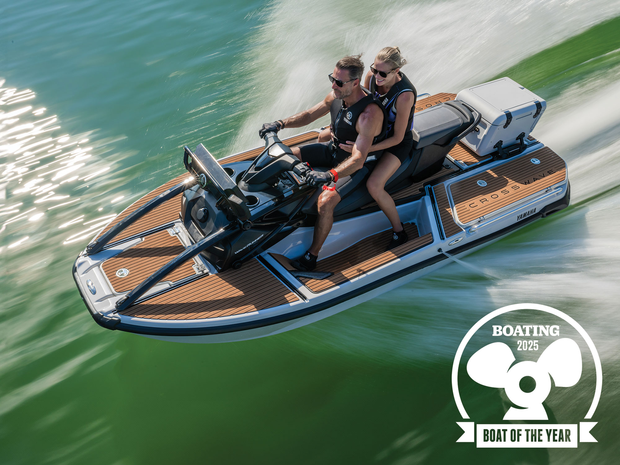 Yamaha CrossWave — ɩgbà ọ́ńjụ́ ábụ́ọ́ ńkè é jị á dọ́ gàdú ńzụ́ màkà ɨ́kpa úwú, ɨ́kpa íké àmú íyíyā à jí gbá à kpá úwú à kpa gbá úwú lá ɨ́gwé íkà.
